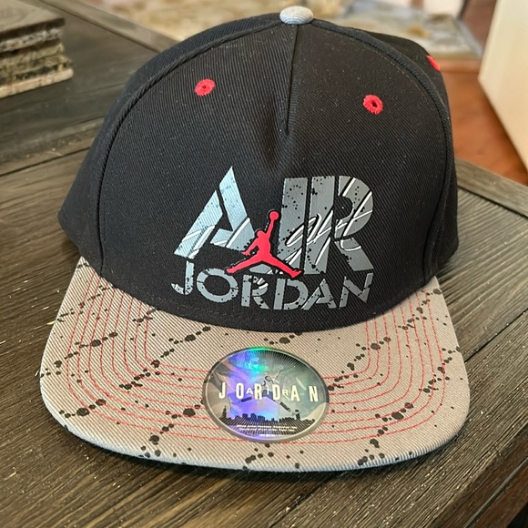 Air Jordan flight collector edition cap. Paint splatter NWOT - Picture 1 of 6